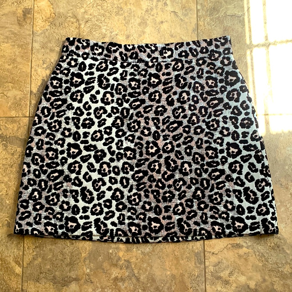 NWT TopShop Leopard print mini skirt